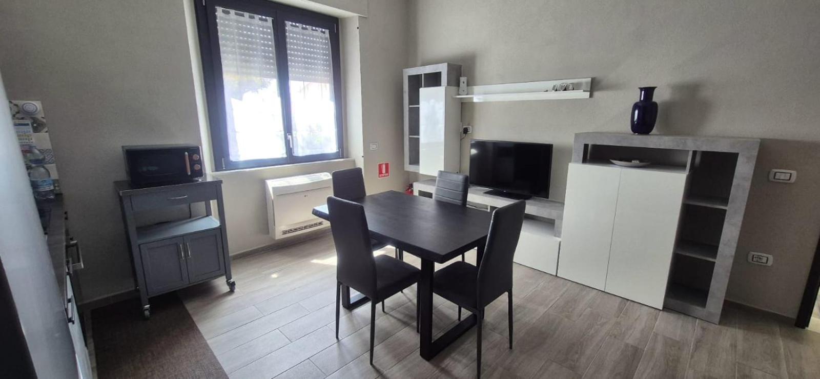 Appartamento Elegante Carbonia Exterior foto
