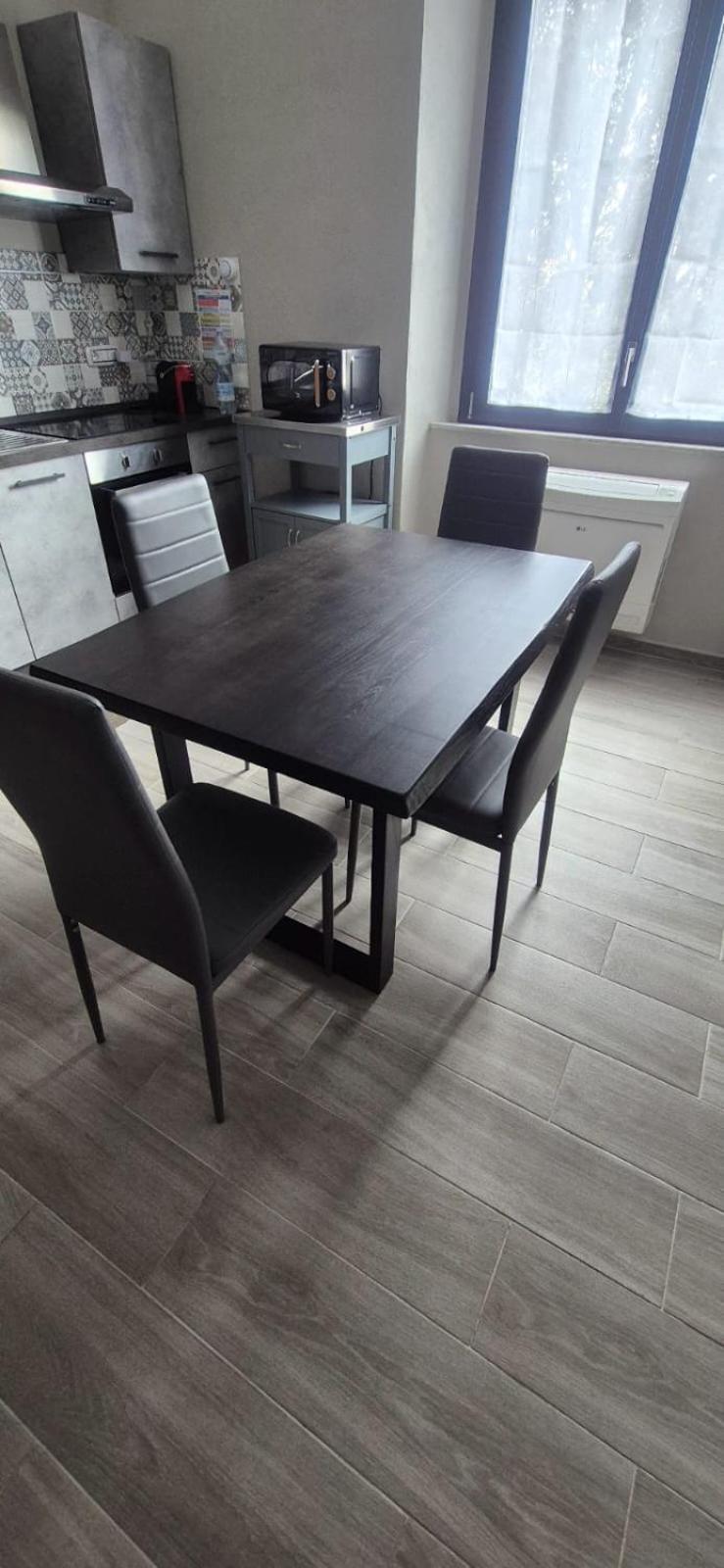 Appartamento Elegante Carbonia Exterior foto